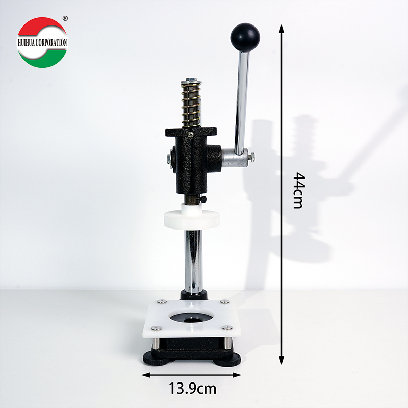 Plastic Can Sealing Machine